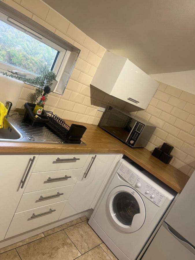 Large Modern Studio Flat Londres Exterior foto
